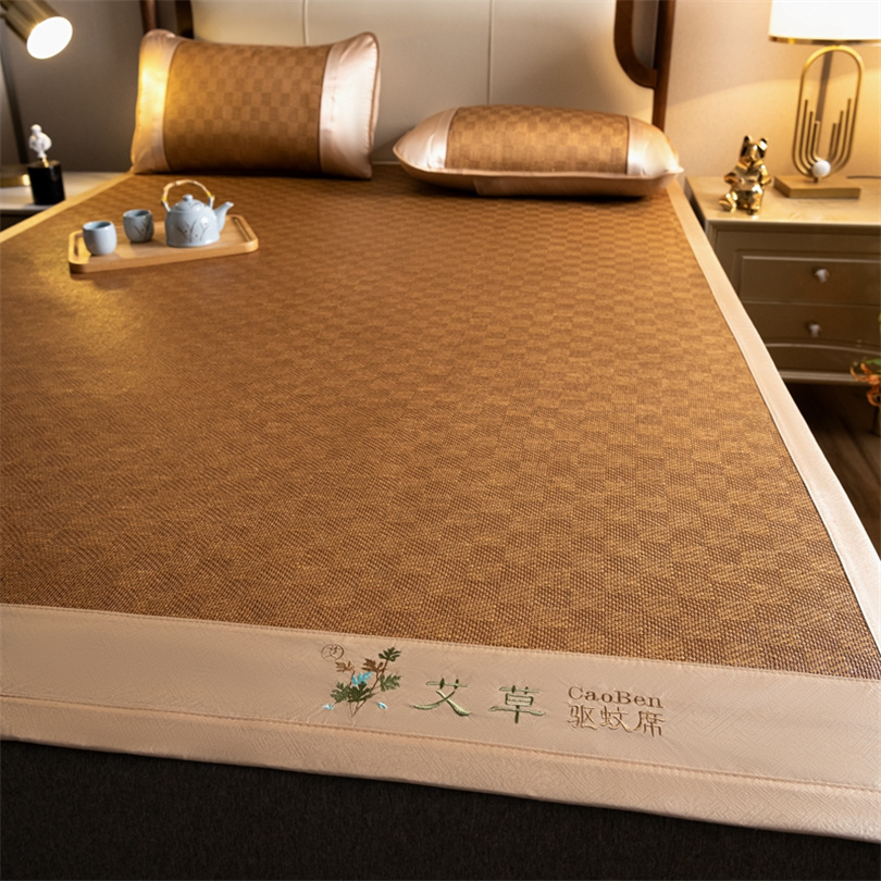 Cooling Mat Bamboo Summer Mat  - Silk Pillowcase Set 评论和价格